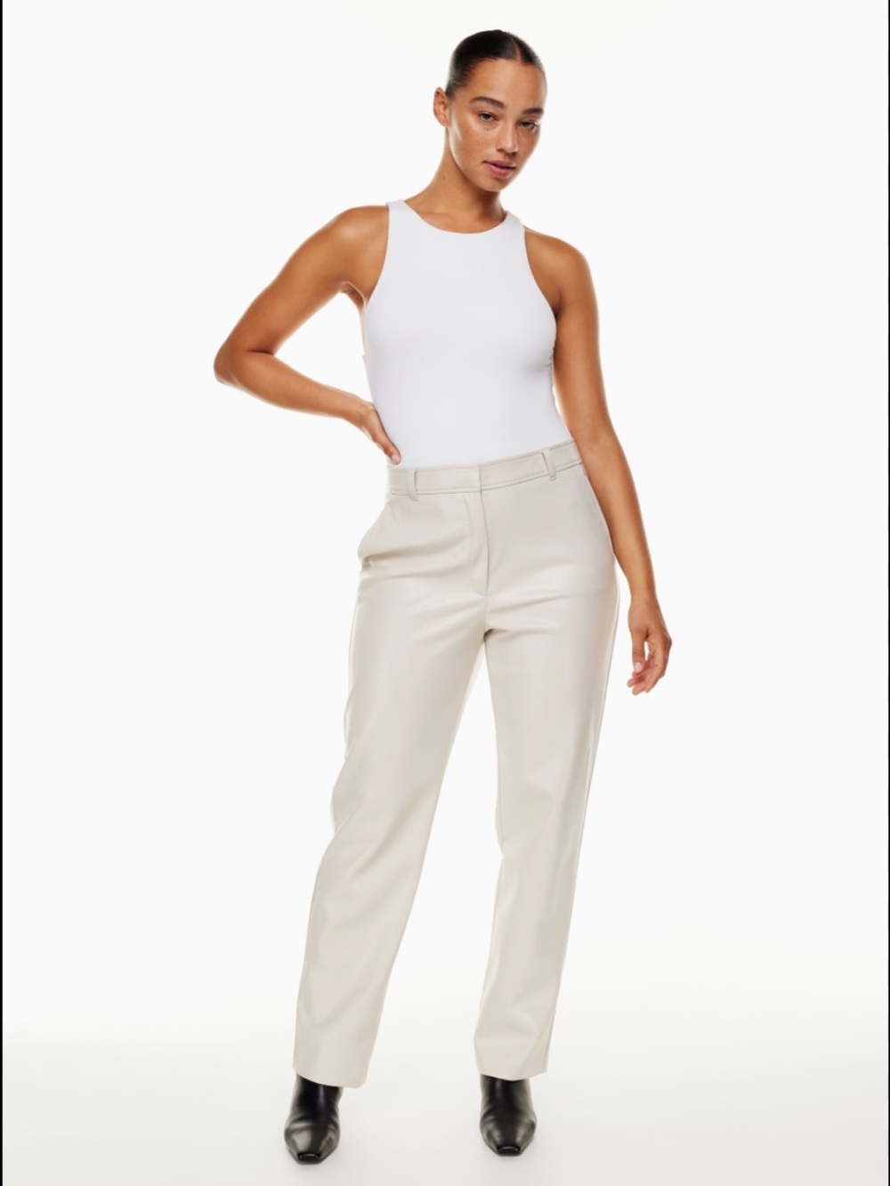 Aritzia Babaton Vegan Leather Command Cropped Pant Size 8